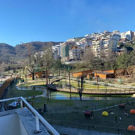 Apartment Cozy With Zoo View Tirana